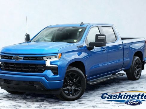 Used 2024 Chevrolet Silverado 1500 RST w/ Z71 Off-Road Package AWD/4WD image 1