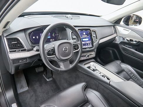 Certified 2023 Volvo XC90 T8 Ultimate image 12