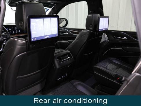 Used 2021 Cadillac Escalade Sport Platinum w/ LPO, ONYX Package AWD/4WD image 14