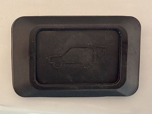 Used 2021 Toyota RAV4 XLE Premium image 23