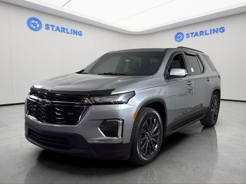 Used 2023 Chevrolet Traverse RS image 16