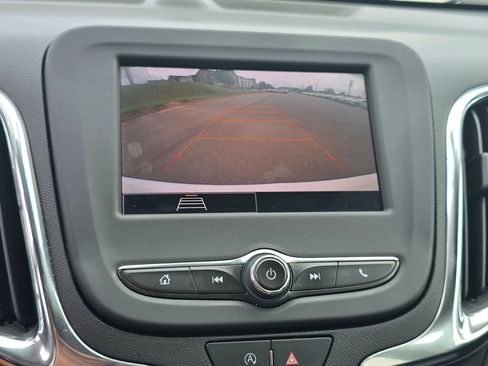 Used 2022 Chevrolet Equinox LT AWD/4WD image 30