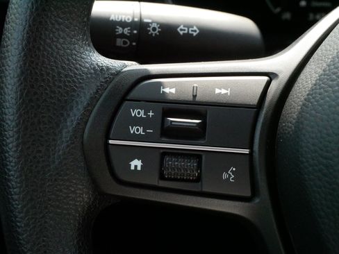 Used 2026 Honda CR-V LX image 25