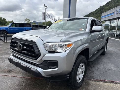 Used 2023 Toyota Tacoma SR w/ SR Convenience Package image 12