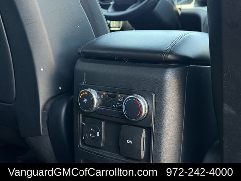Used 2020 Ford Explorer XLT RWD image 33
