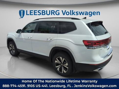 New 2026 Volkswagen Atlas SE image 9
