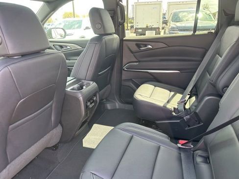 New 2026 Chevrolet Traverse LT w/ Sun and Wheel Package FWD image 29