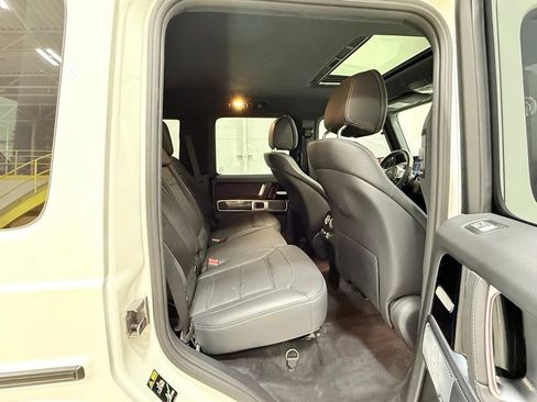 Used 2022 Mercedes-Benz G 63 AMG 4MATIC w/ AMG Performance Package image 54