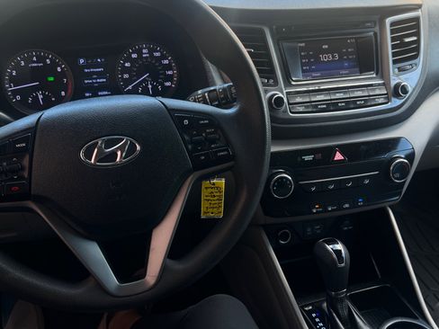 Used 2016 Hyundai Tucson SE image 38