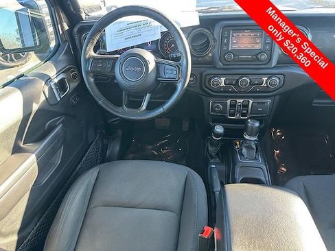 Used 2020 Jeep Wrangler Unlimited Sport image 19