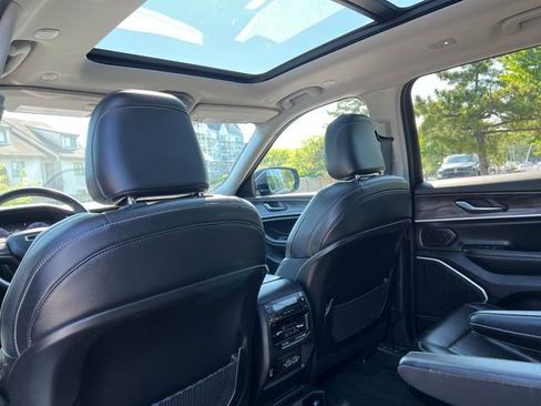 Used 2021 Jeep Grand Cherokee L Limited w/ MOPAR Finishing Package AWD/4WD image 26