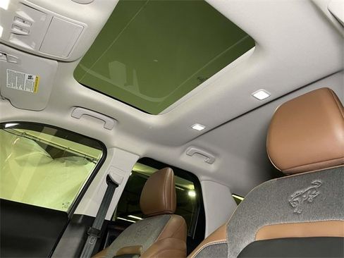 Used 2023 Ford Bronco Sport Outer Banks w/ Tech Package image 18