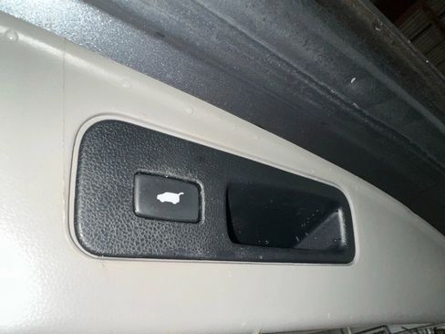 Used 2012 Honda Pilot Touring image 37