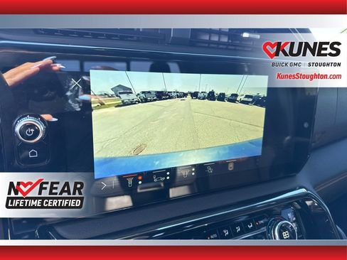 Used 2025 GMC Sierra 1500 AT4 w/ AT4 Premium Package image 36