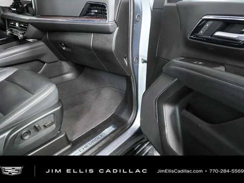 Used 2025 Chevrolet Tahoe LT AWD/4WD image 23