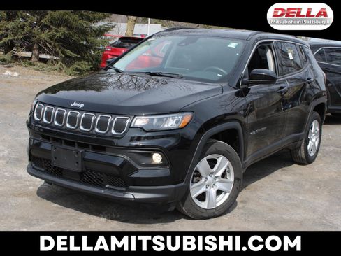 Used 2022 Jeep Compass Latitude w/ Convenience Group image 1