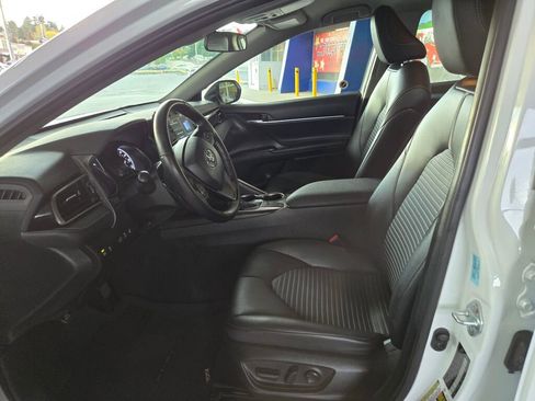 Used 2024 Toyota Camry SE w/ Cold Weather Package image 12