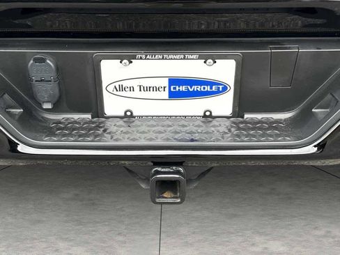 Used 2024 GMC Canyon AT4 w/ Technology Package image 32