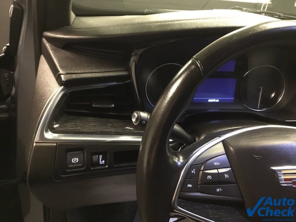 Used 2020 Cadillac XT5 Premium Luxury AWD/4WD image 29