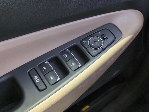Certified 2022 Hyundai Santa Fe SEL w/ Convenience Package FWD image 18