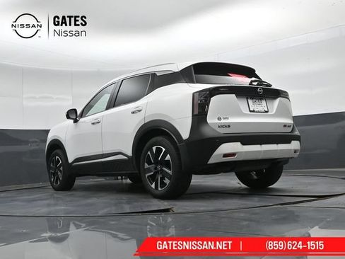 Certified 2025 Nissan Kicks SR AWD/4WD image 42