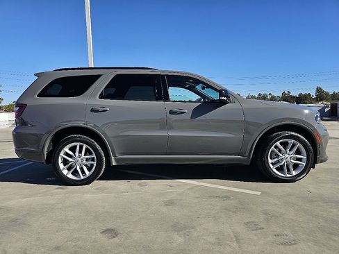 Used 2025 Dodge Durango GT image 9
