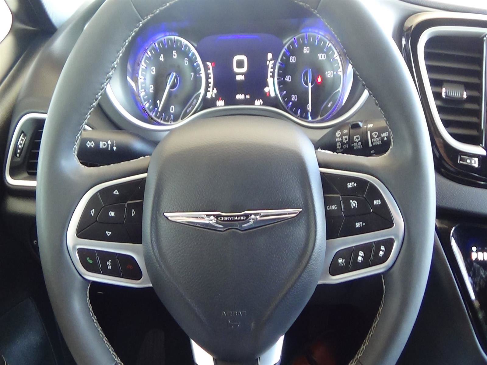 Certified 2025 Chrysler Pacifica Select FWD image 20