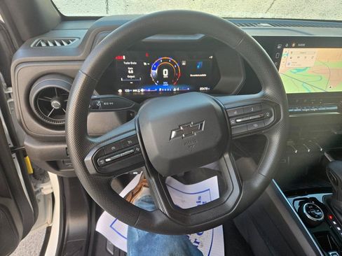 Used 2024 Chevrolet Colorado Trail Boss w/ Advanced Trailering Package image 10