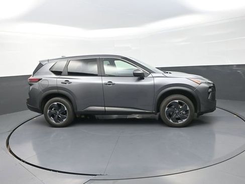 Used 2024 Nissan Rogue SV AWD/4WD image 58