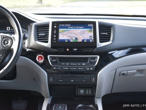 Used 2016 Honda Pilot Touring image 28