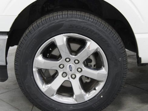 Used 2023 Ford F150 Lariat w/ Equipment Group 502A High AWD/4WD image 19