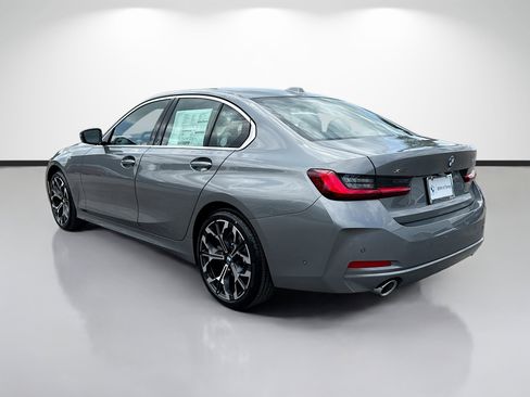 New 2026 BMW 330i xDrive Sedan w/ Premium Package AWD/4WD image 5