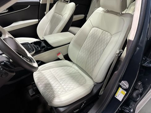 Used 2022 Lincoln Nautilus Black Label AWD/4WD image 30