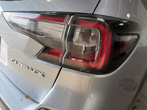 Certified 2023 Subaru Outback Limited image 11