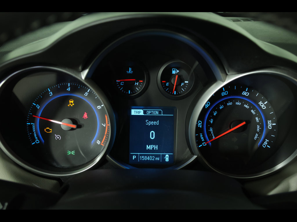 Used 2013 Chevrolet Cruze LT FWD image 16