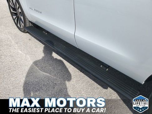 Certified 2025 Ford Expedition Platinum w/ Driver's Package image 24