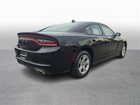 Used 2023 Dodge Charger SXT image 4