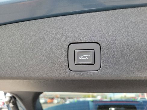Used 2025 Buick Encore GX Avenir w/ Avenir Technology Package AWD/4WD image 15