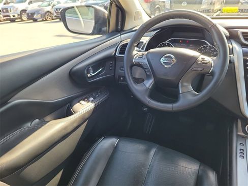 Used 2019 Nissan Murano SL image 19