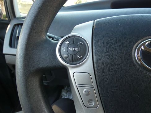 Used 2015 Toyota Prius Four image 64