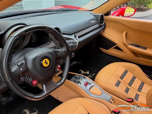 Used 2011 Ferrari 458 Italia Coupe RWD image 15