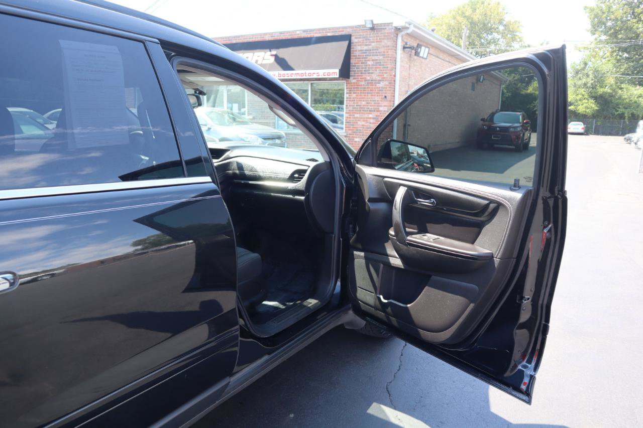 Used 2014 Chevrolet Traverse LT FWD image 10