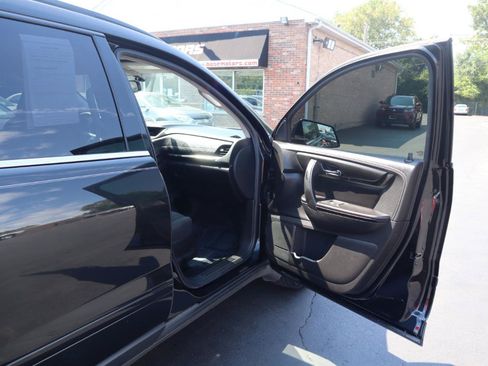 Used 2014 Chevrolet Traverse LT FWD image 10