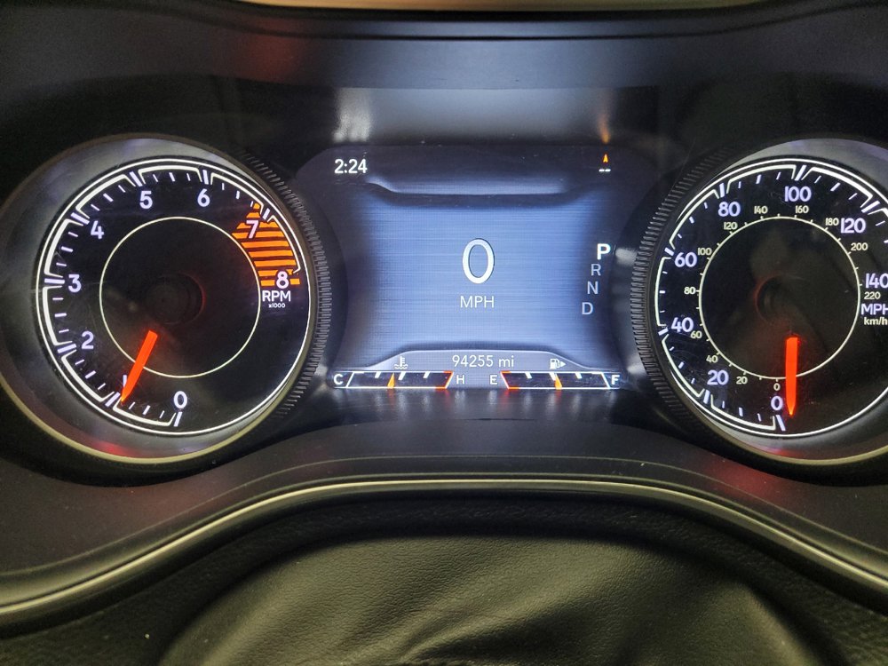 Used 2019 Jeep Cherokee Limited AWD/4WD image 23