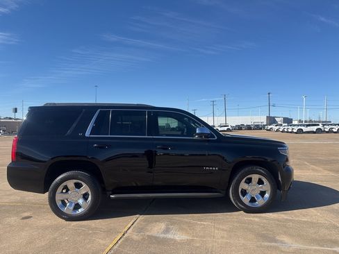 Used 2018 Chevrolet Tahoe LT image 15