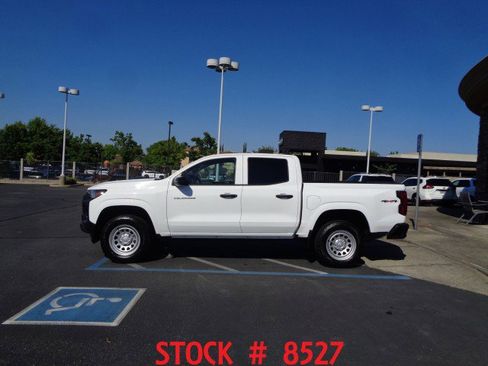 Used 2023 Chevrolet Colorado W/T w/ WT Convenience Package II AWD/4WD image 2