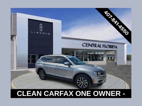Used 2021 Volkswagen Tiguan SE w/ Panoramic Sunroof Package FWD image 1