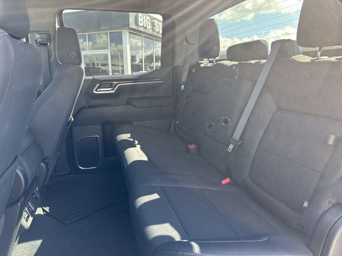 Used 2024 GMC Sierra 1500 Elevation AWD/4WD image 8