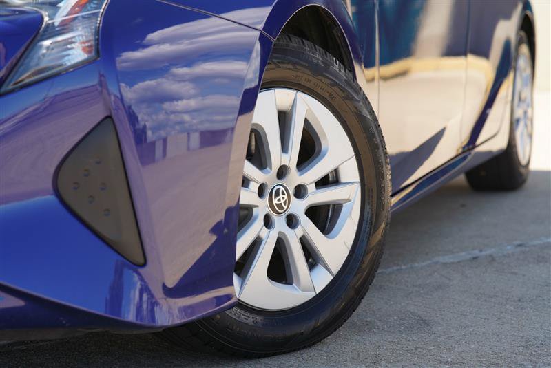 Used 2016 Toyota Prius Two FWD image 13
