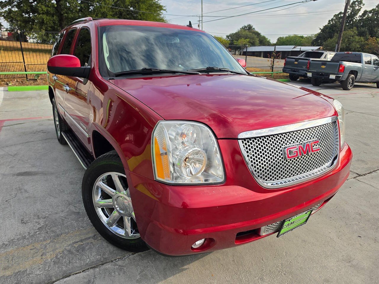 Used 2014 GMC Yukon Denali RWD image 56